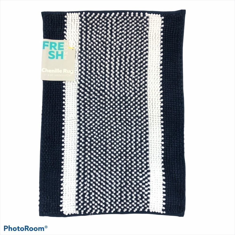 Brand New Fresh Home Chenille Rug Blue and White